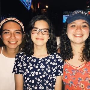 Meet your Posher, Daniella